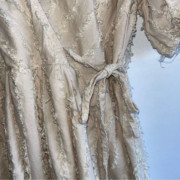 Women's Very J Light Tan Short Sleeve Wrap Dress - Picture 3 of 8